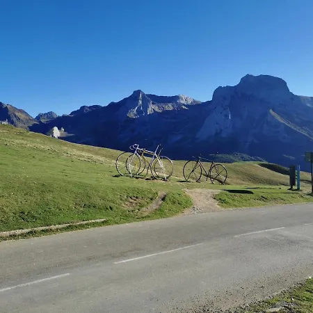 Wifi, Vue Sur Les Pistes Lejlighed